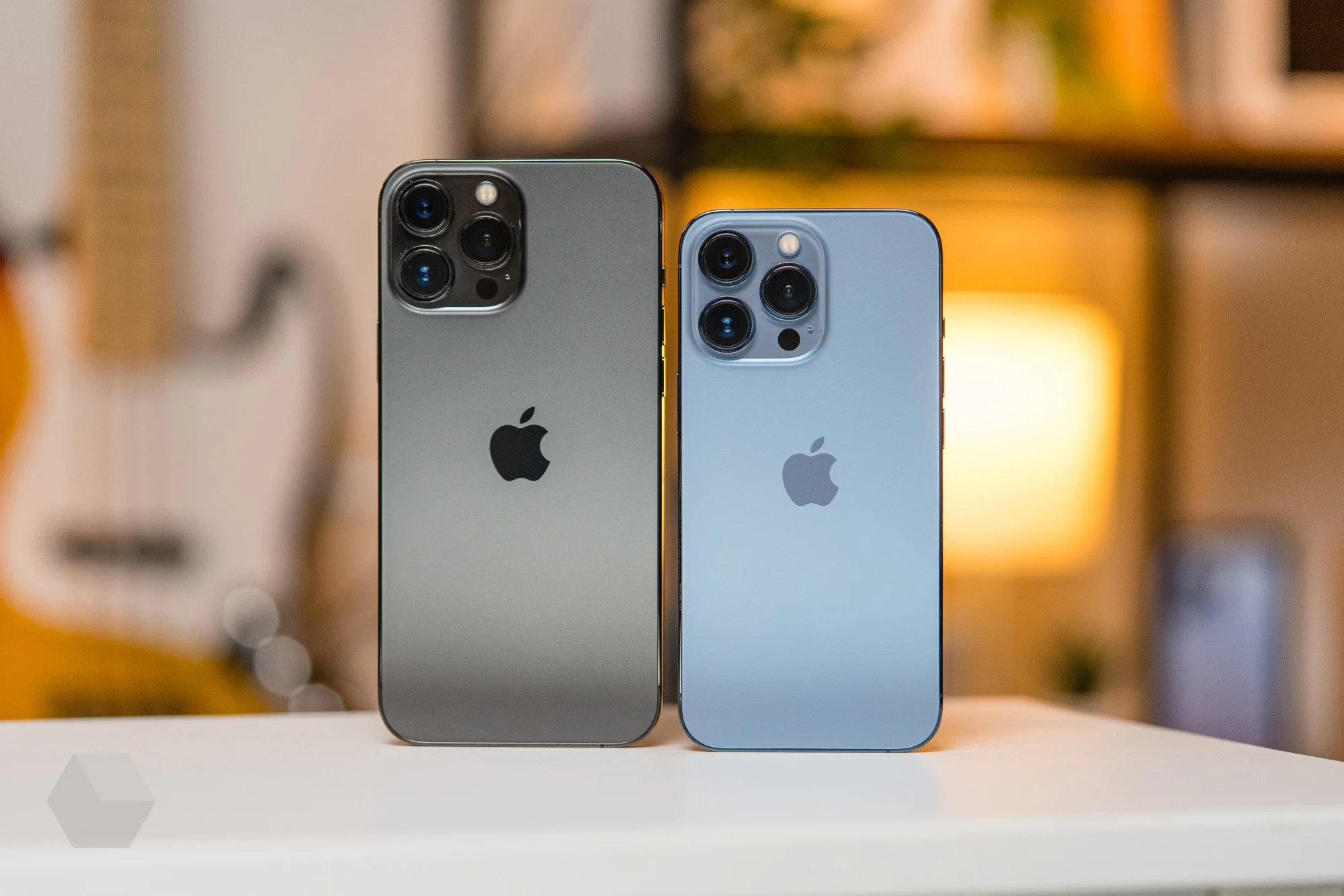 Какой iPhone выбрать — самый дешевый или самый дорогой?